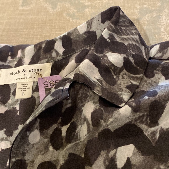 Cloth and Stone for Anthropologie blouse with tie at waist - Picture 5 of 7